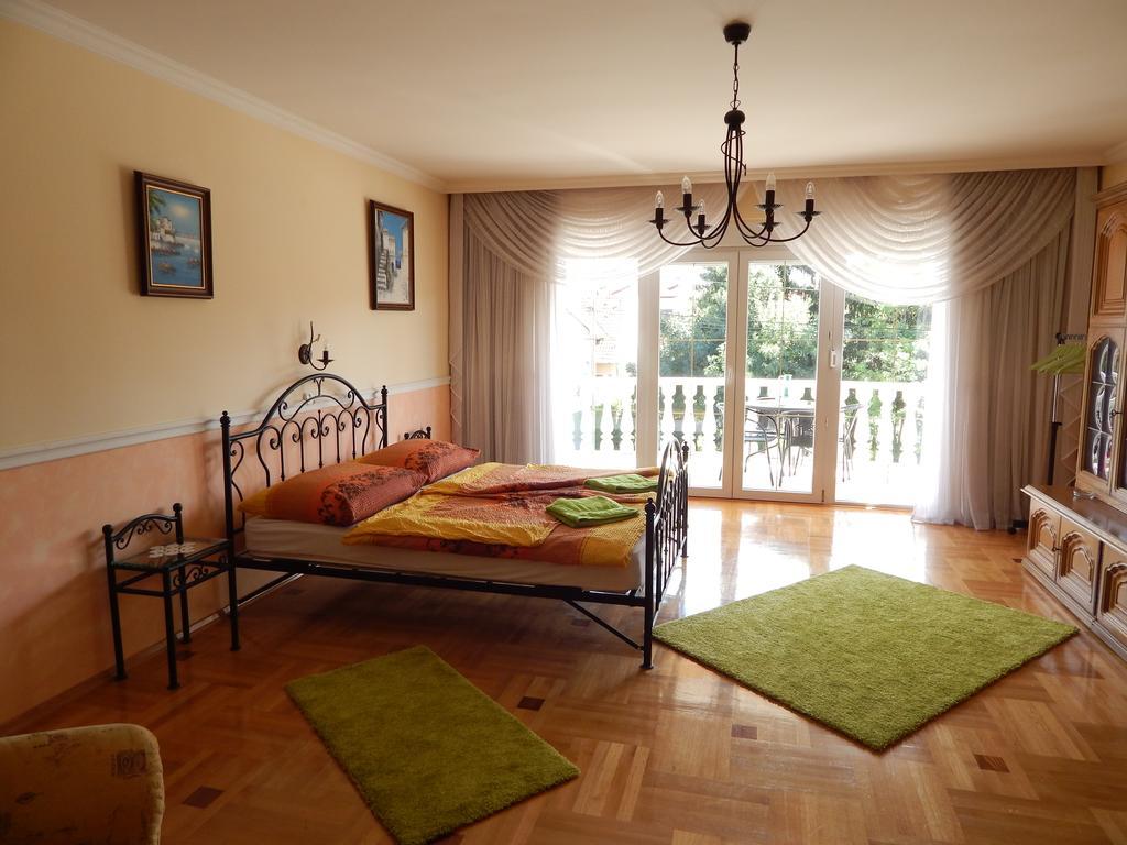 Georgina Apartman Harkány Екстериор снимка