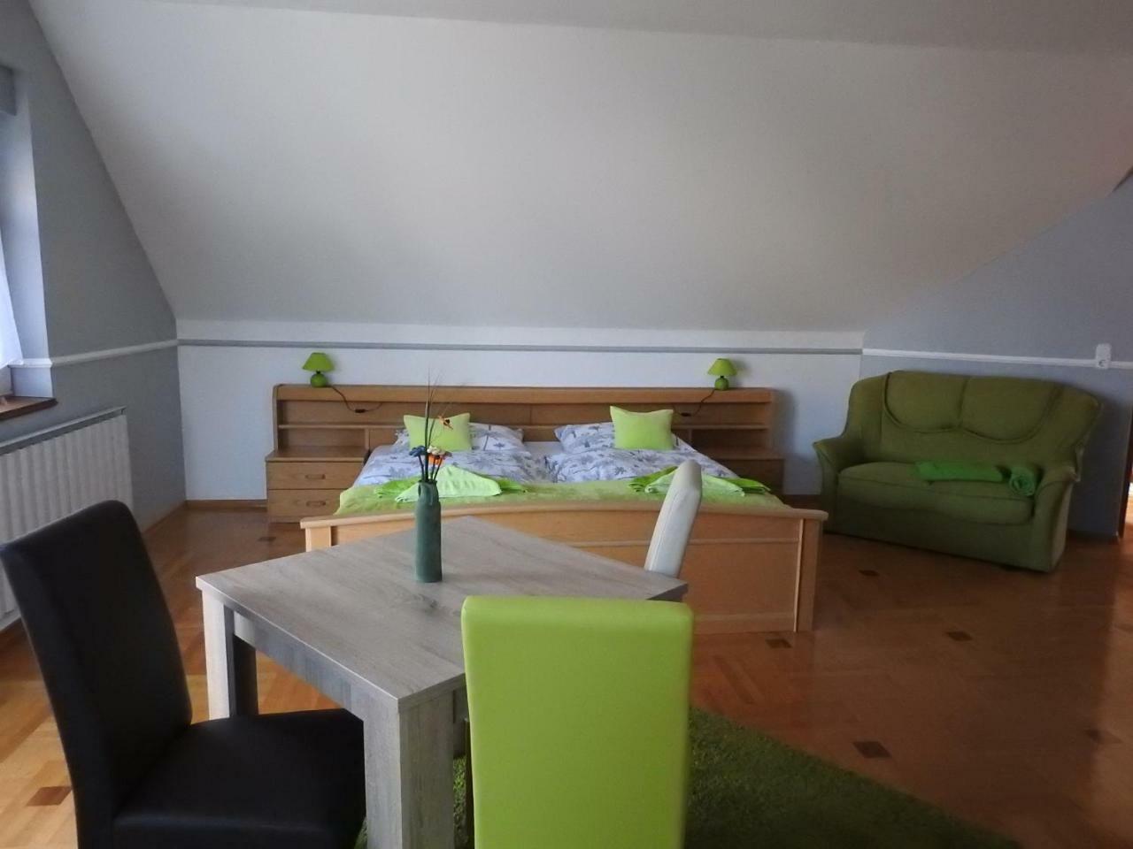 Georgina Apartman Harkány Екстериор снимка