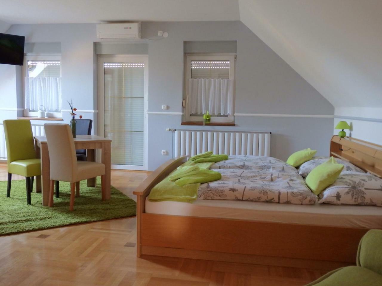 Georgina Apartman Harkány Екстериор снимка